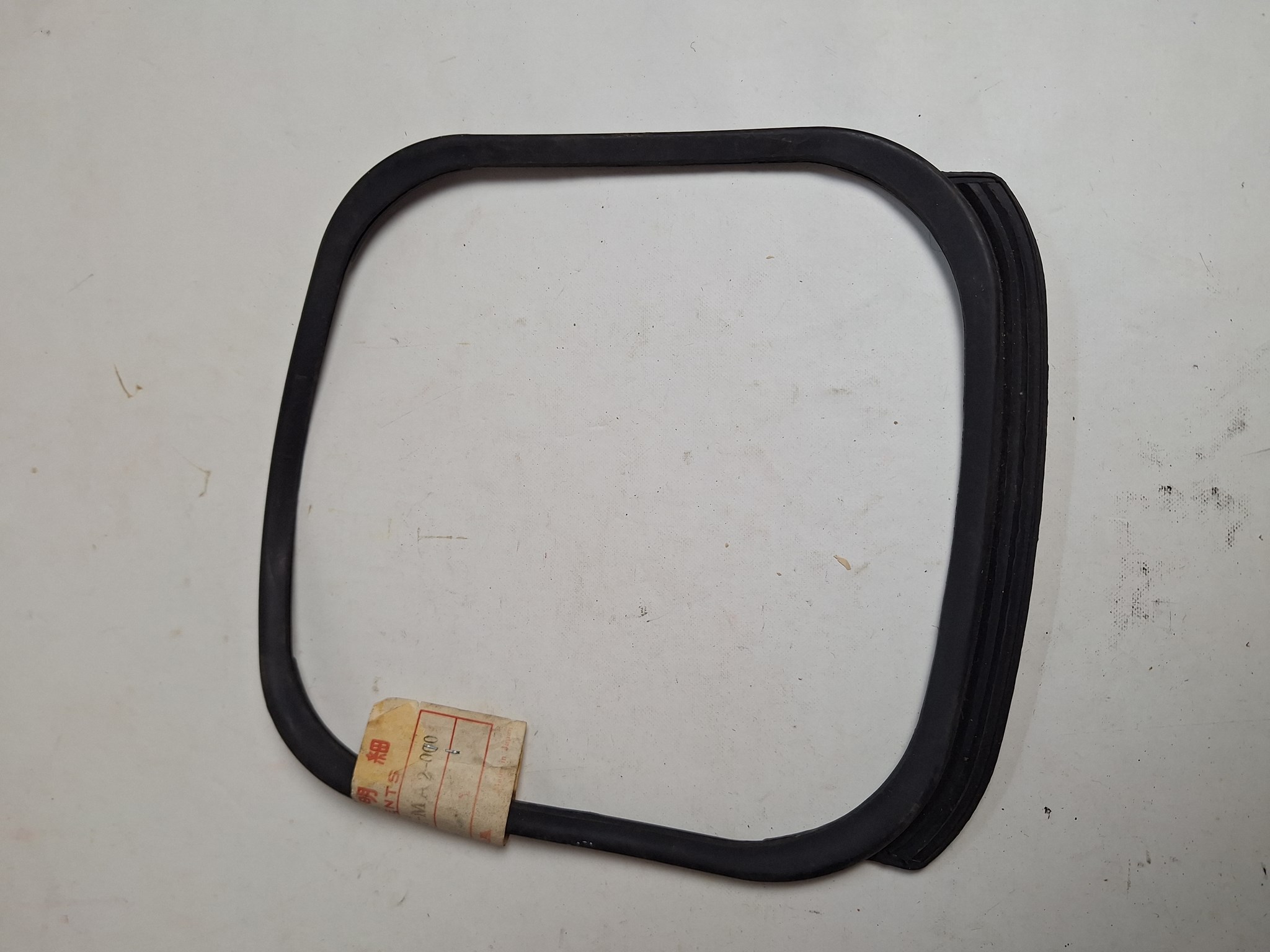 Picture of RUB,HEAD.SHIELD  CBX 1000 B  64221-MA2-000